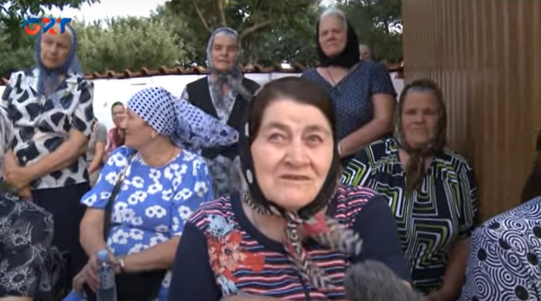 MAASUZ REPORTAJ_Troeruçiţa ikonası getirildi Çadır — Lungaya