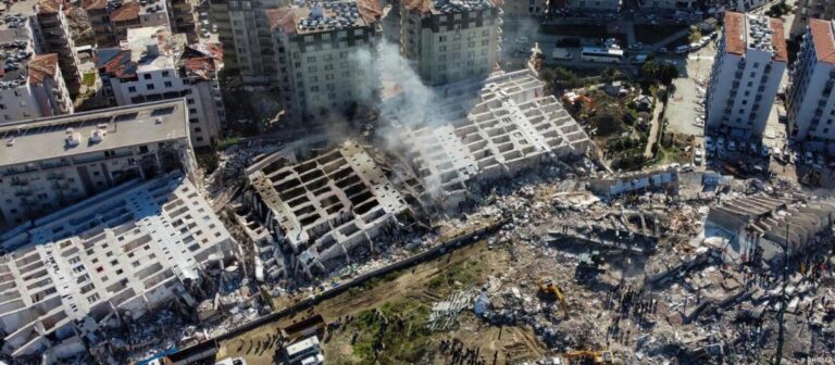 В зоне бедствия в Турции за год планируется построить до 270 тыс. домов. Процесс восстановления провинций начнется уже в марте