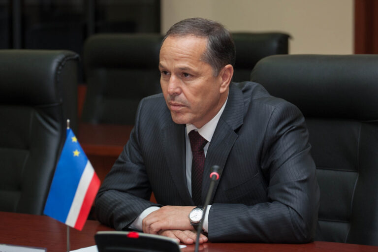 Михаил Формузал выдвинет свою кандидатуру на пост главы Гагаузии. ЦИК зарегистрировала инициативную группу