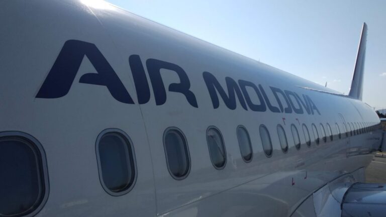 <strong>Air Moldova запустила новый рейс Кишинев-Баку</strong> <strong>Air Moldova запустила новый рейс Кишинев-Баку</strong>