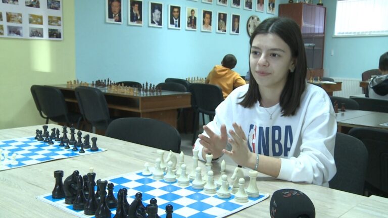 /Видео/ Гагаузская шахматистка не смогла поехать на Чемпионат Европы по вине авиакомпании /Видео/ Гагаузская шахматистка не смогла поехать на Чемпионат Европы по вине авиакомпании