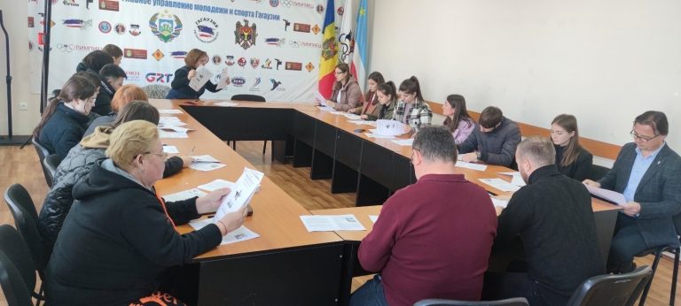В Комрате прошла акция «Диктант Победы». Участники отвечали на военно-исторические вопросы В Комрате прошла акция «Диктант Победы». Участники отвечали на военно-исторические вопросы