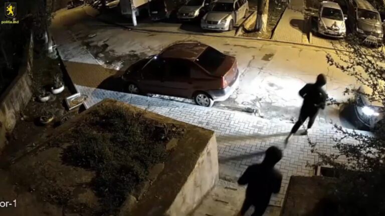 /Видео/ В Кишиневе у подростка на улице украли более 15 тыс. евро