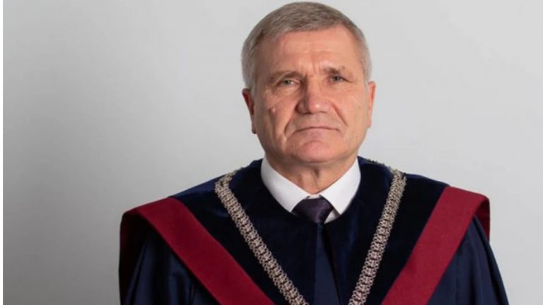 Николай Рошка избран новым главой Конституционного суда 