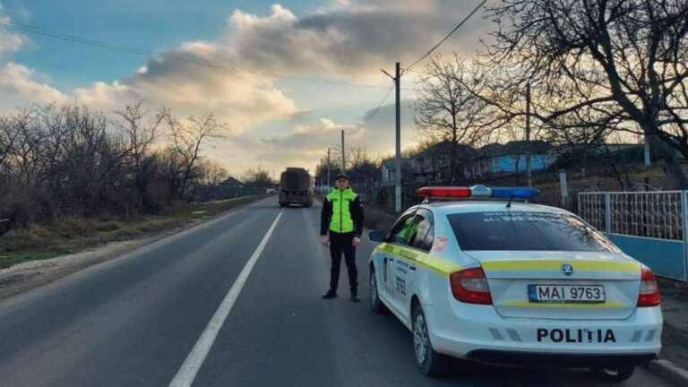 Почти 900 водителей получили штрафы за нарушение ПДД