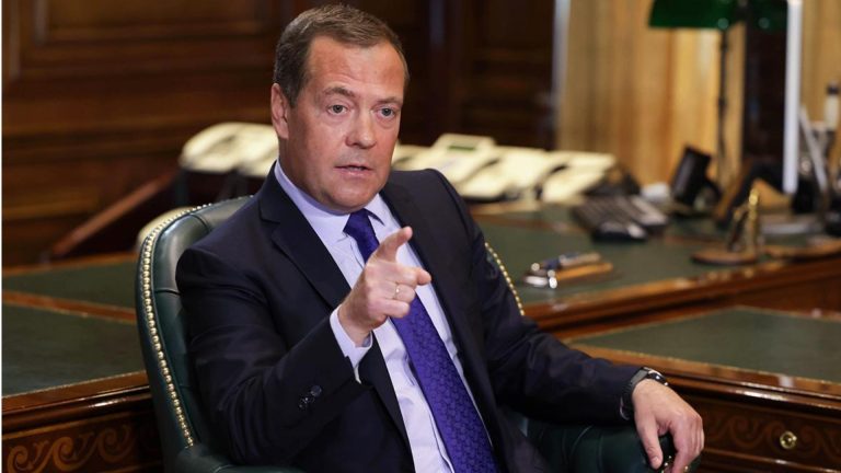 Медведев о списке невъездных российских чиновников в РМ: «Никто туда не собирается, и страны такой уже нет»