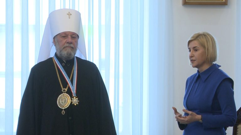 /Видео/ Главу Православной церкви Молдовы Владимира наградили орденом «Gagauz Yeri»