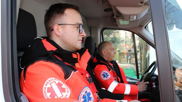 На Пасху около 6 тыс. человек вызвали скорую помощь