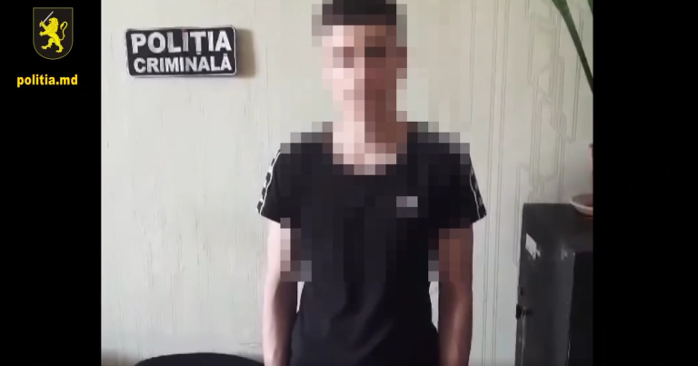 В Молдове парень шантажировал 14-летнюю интимными фото в обмен на деньги и интимные отношения В Молдове парень шантажировал 14-летнюю интимными фото в обмен на деньги и интимные отношения