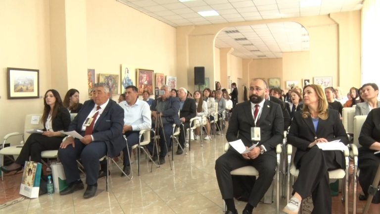 /Видео/ В Гагаузии впервые прошла научно-практическая конференция Музеев тюркского мира