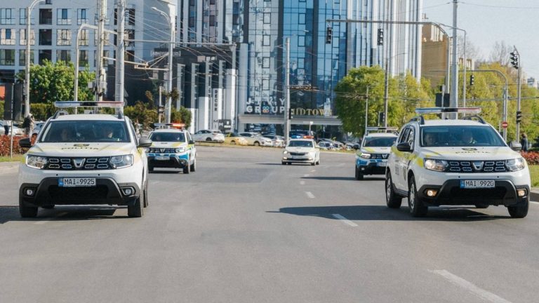 В Кишиневе прошли генеральные учения полиции перед саммитом 1 июня В Кишиневе прошли генеральные учения полиции перед саммитом 1 июня