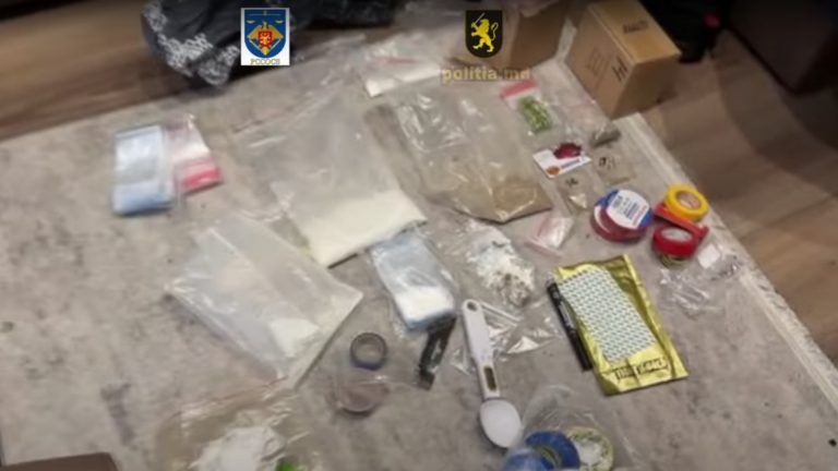 /Видео/ В Кишиневе у 18-летнего парня нашли наркотики на 1,5 млн леев