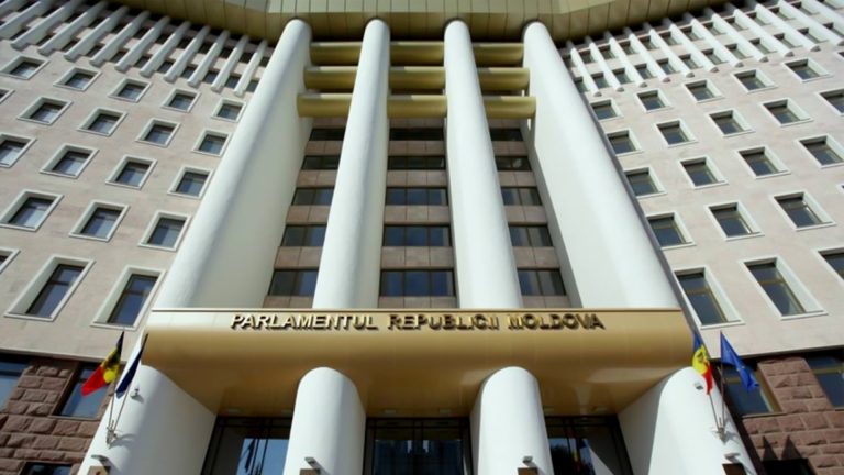 Какие три партии прошли бы в парламент, если бы выборы были сейчас? Опрос iData