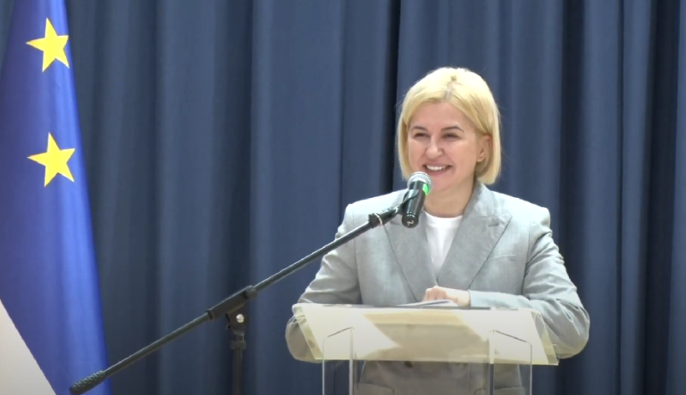 /Прямая трансляция/ Отчет Ирины Влах за проделанную работу на посту башкана Гагаузии /Прямая трансляция/ Отчет Ирины Влах за проделанную работу на посту башкана Гагаузии