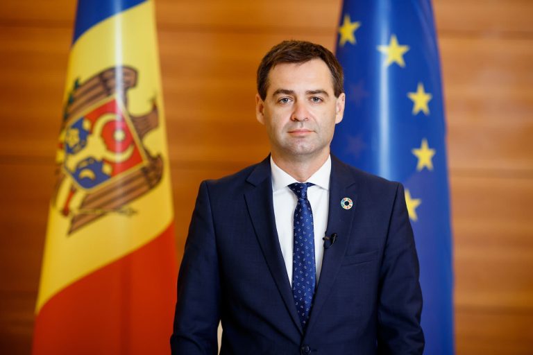 Молдова уже год как кандидат в ЕС: обращение Нику Попеску к гражданам