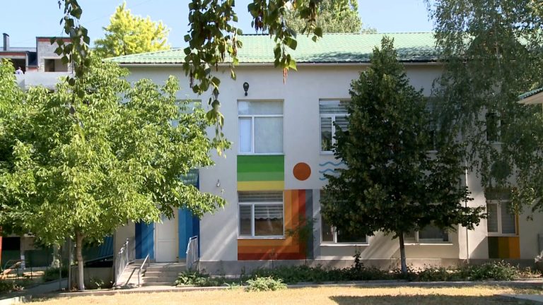 /Видео/ Как работают детские сады в Комрате летом? Комментарии руководителей учреждений /Видео/ Как работают детские сады в Комрате летом? Комментарии руководителей учреждений