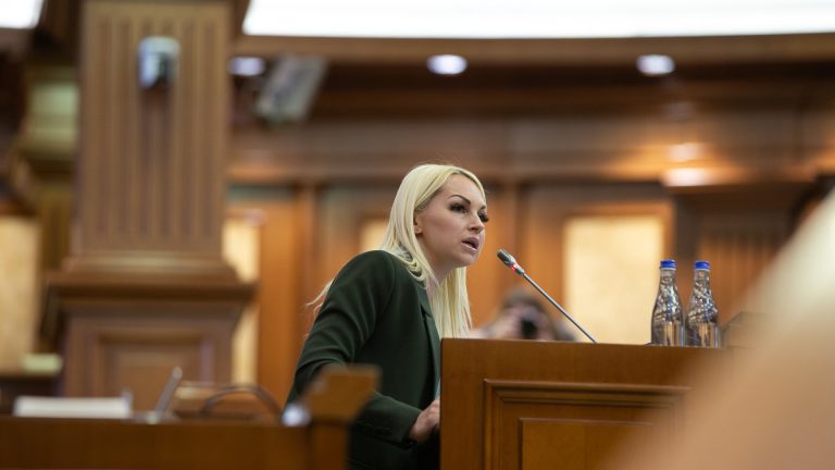 Таубер останется под домашним арестом еще на 20 суток