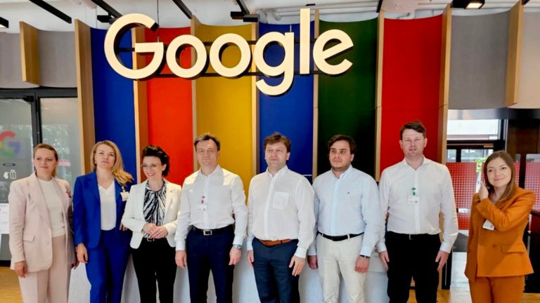 Речан посетил штаб-квартиру Google. Он предложил компании открыть офис в Молдове 