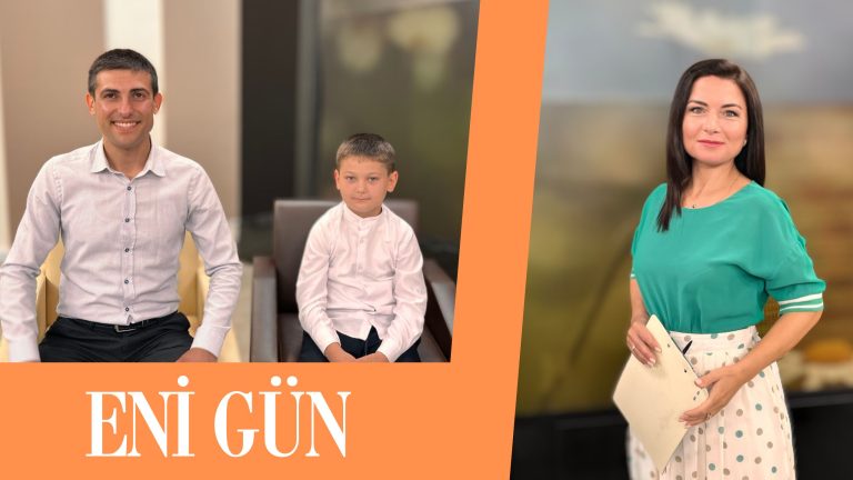 Üüredici Georgiy Saabi uşakları kavalda çalmaa üüretmäk için annattı Üüredici Georgiy Saabi uşakları kavalda çalmaa üüretmäk için annattı