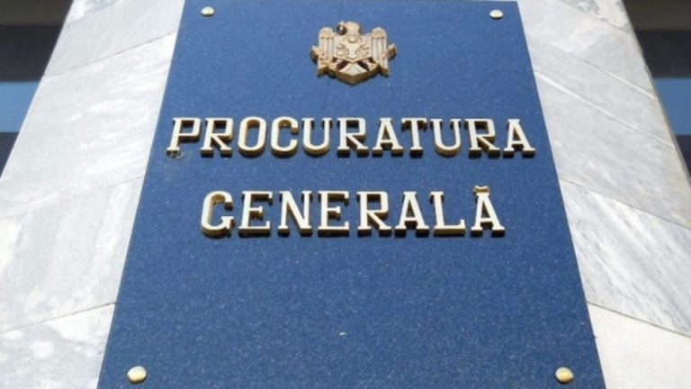 Генпрокуратура: Пока запросов о возвращении на родину тела стрелка из Таджикистана не поступало Генпрокуратура: Пока запросов о возвращении на родину тела стрелка из Таджикистана не поступало