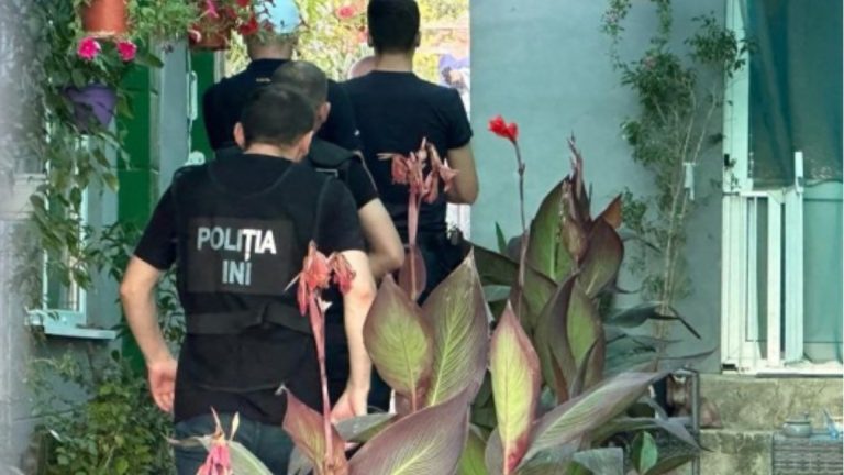 /Видео/ Полиция раскрыла незаконный наркобизнес в Кагуле. Задержаны четыре человека /Видео/ Полиция раскрыла незаконный наркобизнес в Кагуле. Задержаны четыре человека