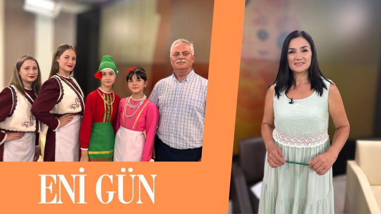 Studiyämizda oyunçular hem artistlär, Tomay küün Kultura evin başı Pötr Kuţarov Studiyämizda oyunçular hem artistlär, Tomay küün Kultura evin başı Pötr Kuţarov