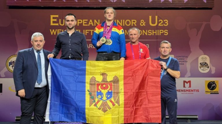 /Фото/ Молдавская тяжелоатлетка завоевала золото на Чемпионате Европы среди молодежи /Фото/ Молдавская тяжелоатлетка завоевала золото на Чемпионате Европы среди молодежи