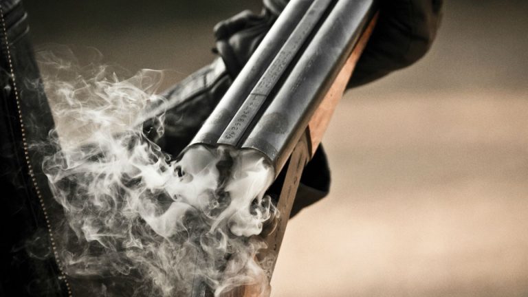 В Дондюшанах семейный конфликт закончился стрельбой. Есть пострадавшие В Дондюшанах семейный конфликт закончился стрельбой. Есть пострадавшие