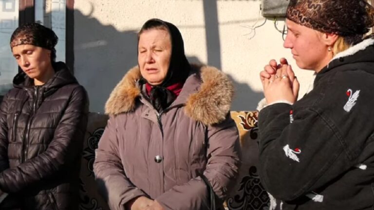 /Видео/ Родственники, погибших в снегу в Каушанах, винят в случившемся службу 112