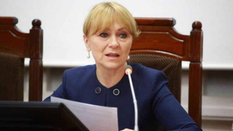 Немеренко о задержании главврача в Бельцах: «Призываю пациентов заявлять о таком» Немеренко о задержании главврача в Бельцах: «Призываю пациентов заявлять о таком»