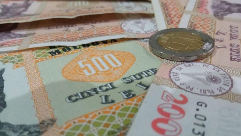 Опубликован график выплат пенсий и пособий в декабре