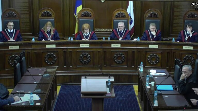 КC отложил принятие решения по делу о возврате НДС из бюджета Гагаузии