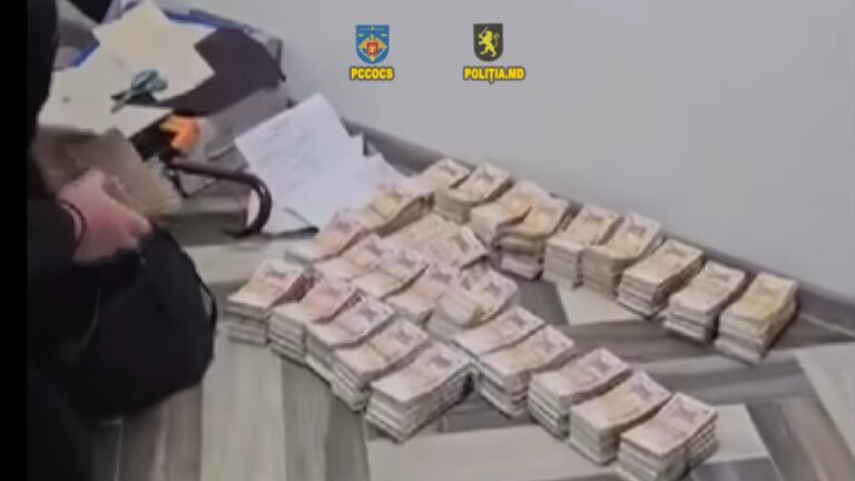 /Видео/ Правоохранители раскрыли преступную группировку, которая отмывала деньги. Конфисковали 8 млн леев /Видео/ Правоохранители раскрыли преступную группировку, которая отмывала деньги. Конфисковали 8 млн леев