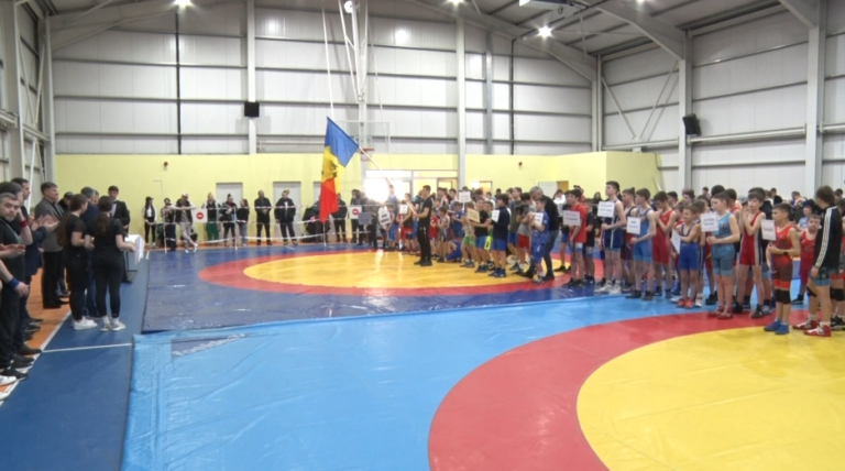 /Видео/ В Комрате прошел международный турнир по вольной борьбе /Видео/ В Комрате прошел международный турнир по вольной борьбе