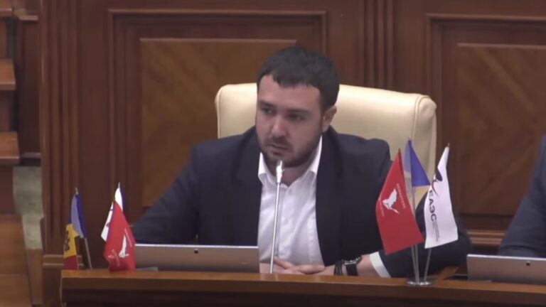 Депутат Суходольский спросил у премьера, почему башкана не утвердили в качестве члена правительства. Что ему ответил Речан? Депутат Суходольский спросил у премьера, почему башкана не утвердили в качестве члена правительства. Что ему ответил Речан?