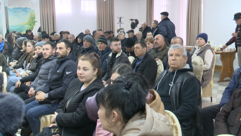 /Видео/ Народный сход в поддержку Виктора Петрова прошел в Казаклии /Видео/ Народный сход в поддержку Виктора Петрова прошел в Казаклии