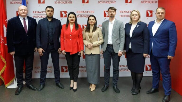 /Видео/ Башкан Гагаузии Евгения Гуцул встретилась с руководством партии «Возрождение»