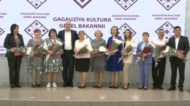 /Видео/ В Гагаузии прошло торжественное мероприятие в преддверии Дня работника культуры