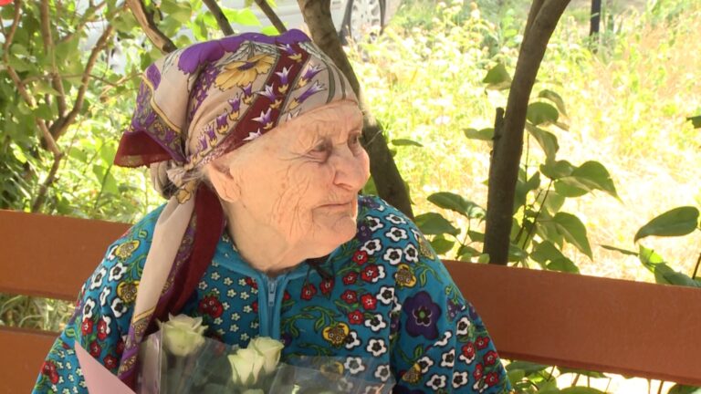 /Видео/ Жительница Комрата Лукерия Лекович празднует 90-летний юбилей /Видео/ Жительница Комрата Лукерия Лекович празднует 90-летний юбилей