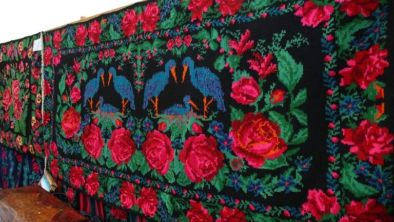 В СЕЛЕ ГАЙДАРЫ ПРОЙДЕТ ФЕСТИВАЛЬ «AYDAR KILIM FESTIVALI -2024»