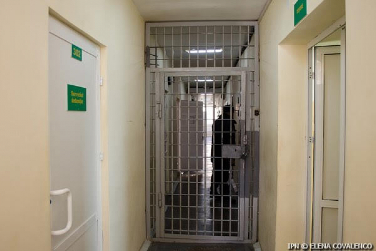СЕМЬ ЛЕТ ТЮРЬМЫ ЗА ПОПЫТКУ ИЗНАСИЛОВАНИЯ НЕСОВЕРШЕННОЛЕТНЕЙ