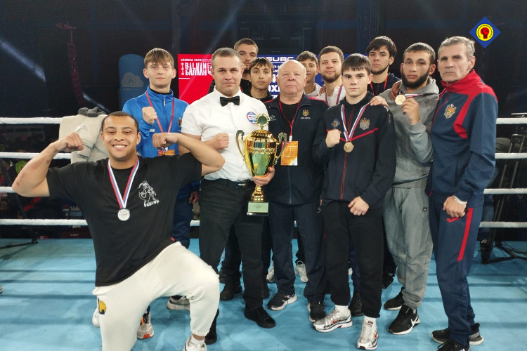 МОЛДАВСКИЕ БОКСЕРЫ ЗАВОЕВАЛИ 4 ЗОЛОТЫЕ МЕДАЛИ НА БАЛКАНСКОМ ЧЕМПИОНАТЕ