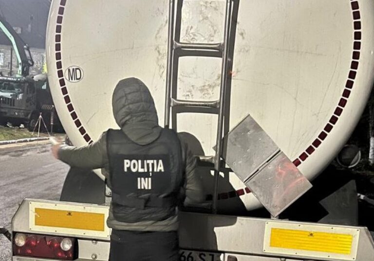 КОНТРАБАНДА ЭТИЛОВОГО СПИРТА : ИЗЪЯТО ОКОЛО 100 ТОНН