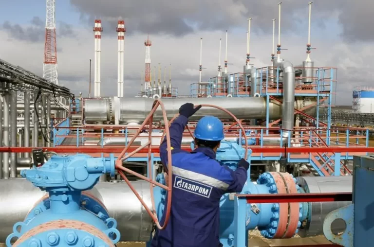 REUTERS: ГАЗПРОМ ГОТОВИТСЯ К ПРЕКРАЩЕНИЮ ТРАНЗИТА ГАЗА ЧЕРЕЗ УКРАИНУ В 2025 ГОДУ