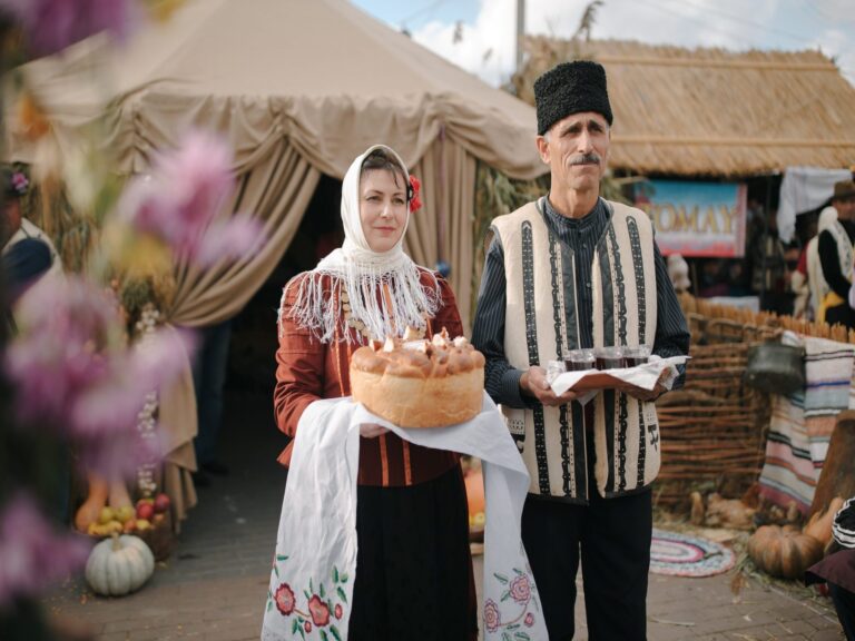 ГАГАУЗИЯ ГОТОВИТСЯ К ПРАЗДНИКУ ВИНА: НА «GAGAUZ ŞARAP YORTUSU» ВЫСТУПИТ AMIRCHIK!