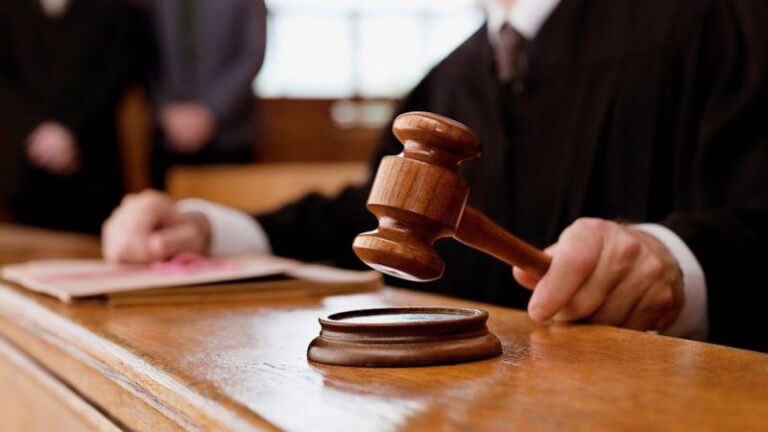 СУДЬИ И ПРОКУРОРЫ БУДУТ ПОЛУЧАТЬ КОМПЕНСАЦИИ: КАБИНЕТ МИНИСТРОВ УТВЕРДИЛ ЗАКОНОПРОЕКТ
