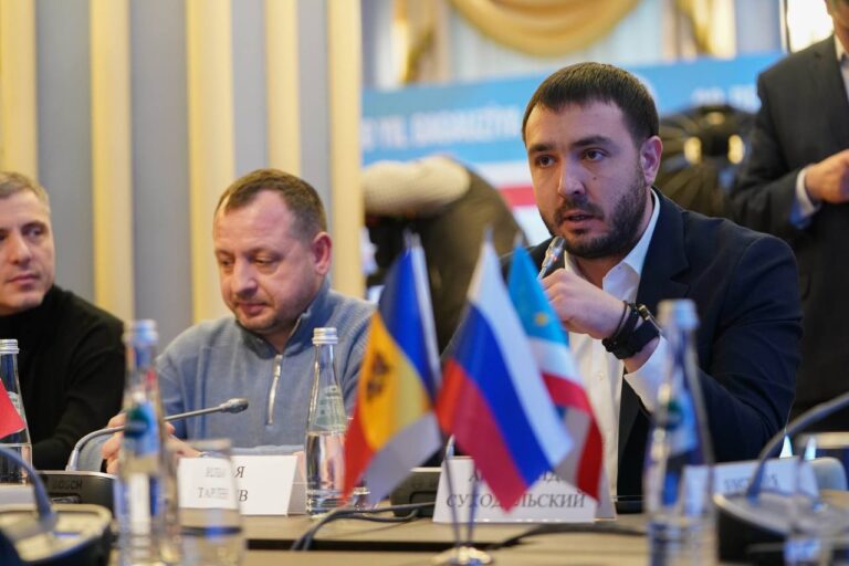 ДЕПУТАТ АЛЕКСАНДР СУХОДОЛЬСКИЙ: «РОССИЯ НЕ ДАСТ УНИЧТОЖИТЬ ГАГАУЗСКИЙ НАРОД»