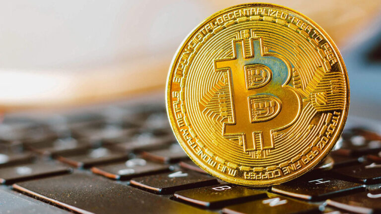СТОИМОСТЬ БИТКОИНА ПРЕВЫСИЛА 100 ТЫСЯЧ ДОЛЛАРОВ СТОИМОСТЬ БИТКОИНА ПРЕВЫСИЛА 100 ТЫСЯЧ ДОЛЛАРОВ