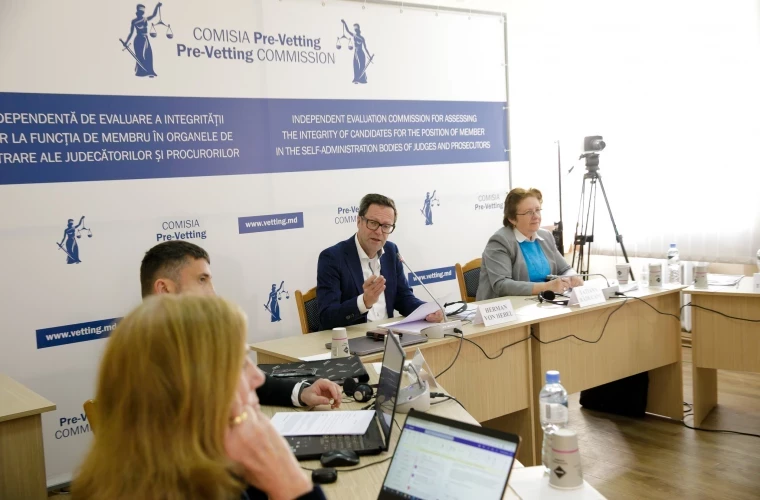 ПРАВИТЕЛЬСТВО МОЛДОВЫ ОДОБРИЛО ЗНАЧИТЕЛЬНОЕ ПОВЫШЕНИЕ ЗАРПЛАТ ДЛЯ ЧЛЕНОВ КОМИССИЙ VETTING И PRE-VETTING