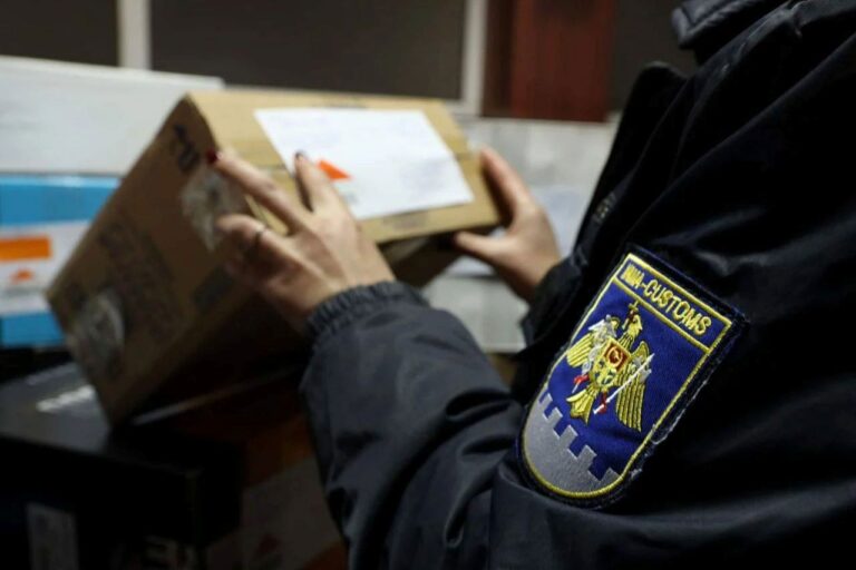 ТАМОЖЕННАЯ СЛУЖБА ПЕРЕВОДИТ ПРОЦЕСС ДЕКЛАРИРОВАНИЯ ПОЧТОВЫХ ПОСЫЛОК В ЦИФРОВОЙ ФОРМАТ